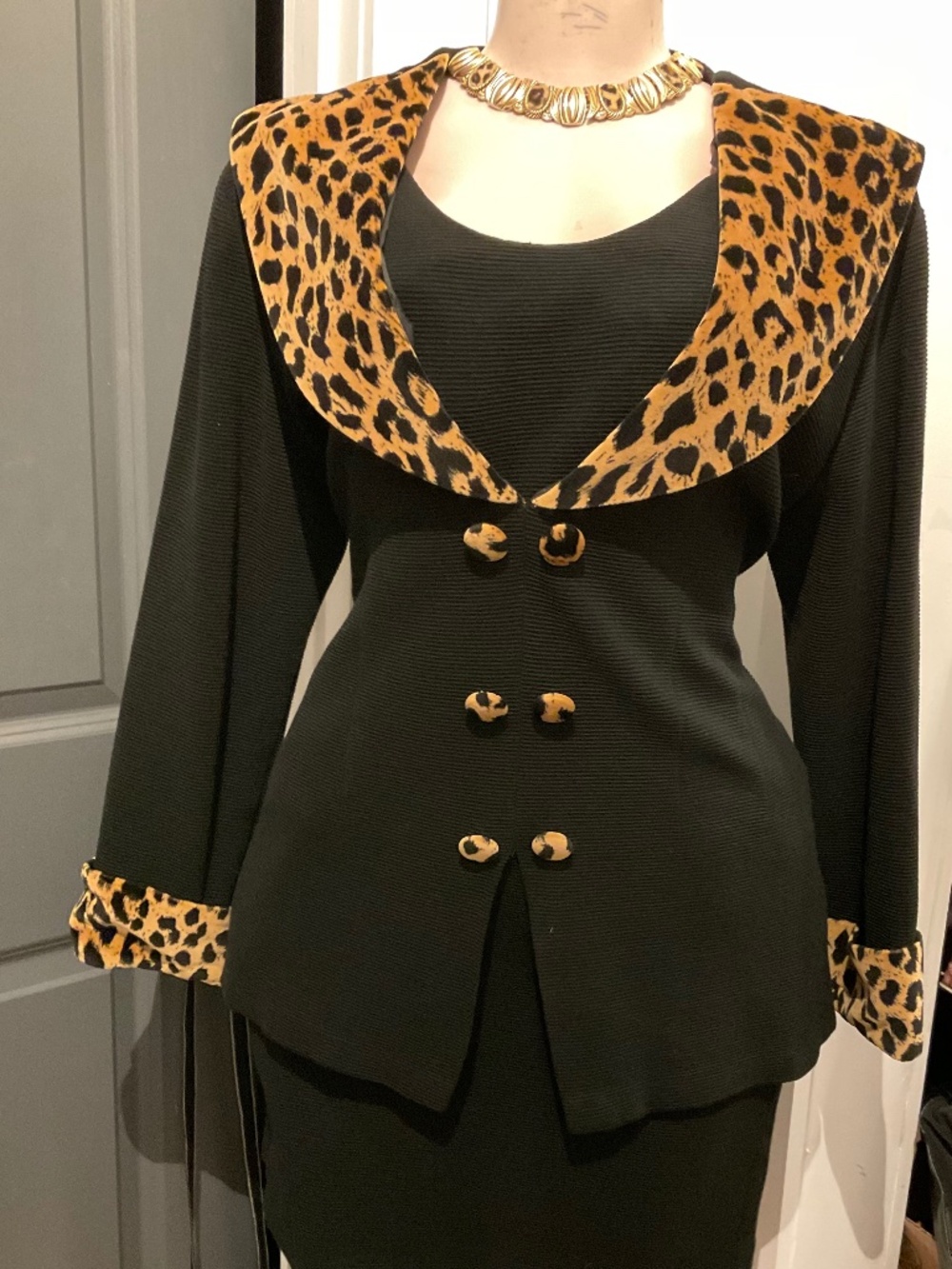Vintage leopard collar dress